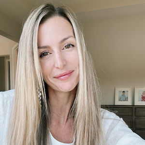 Meet your Posher, Evelyn